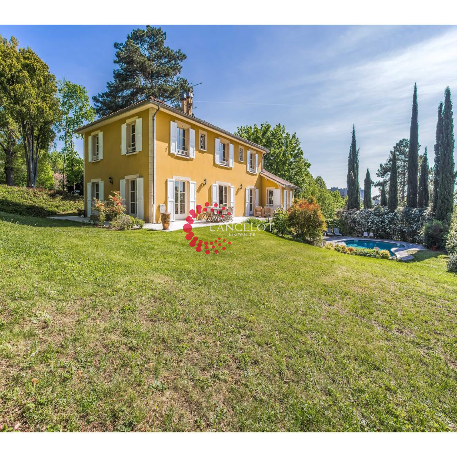 vente Maison 10 Pièce(s) 338.4 m² à vendre vente Maison 10 Pièce(s) 338.4 m² à vendre